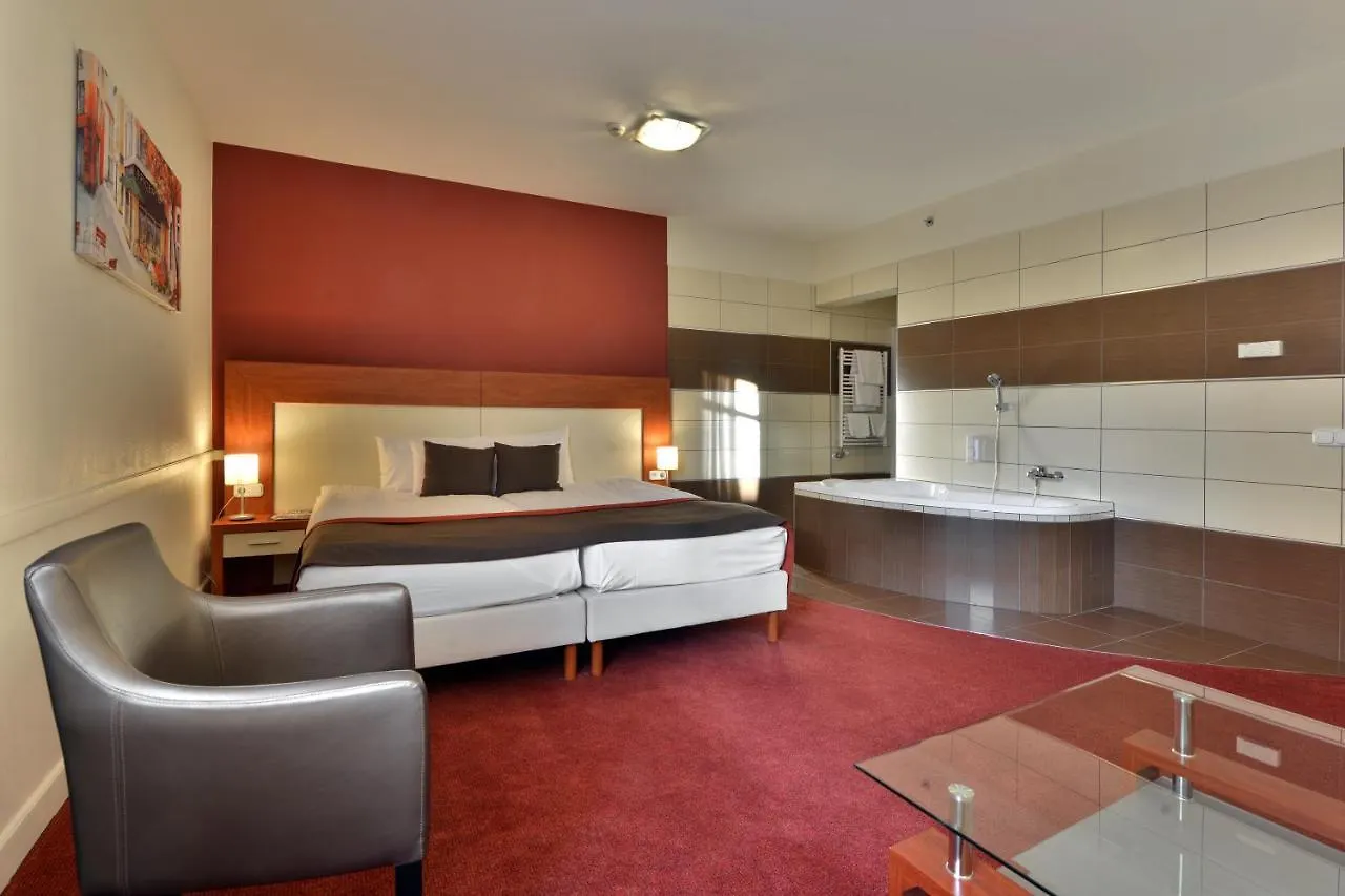 Hotel City Inn Budapesta 4*,
